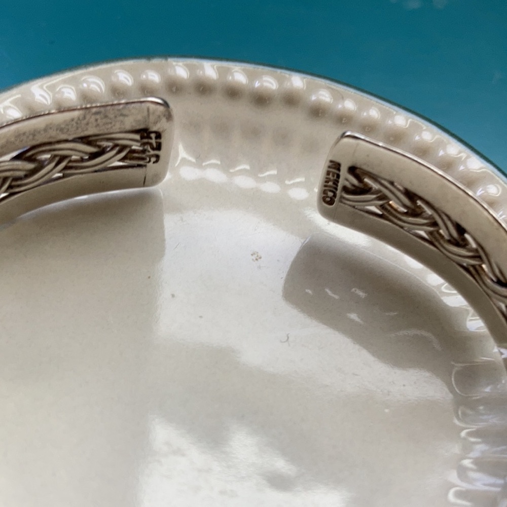 Silver bangle - Picture 4 of 6